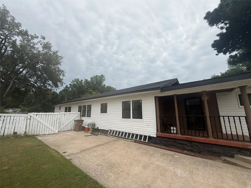 1910 E 9th Street Okmulgee, OK 74447
