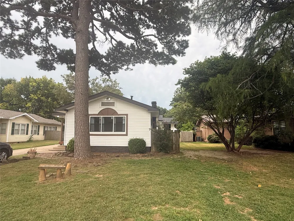 1910 E 9th Street Okmulgee, OK 74447