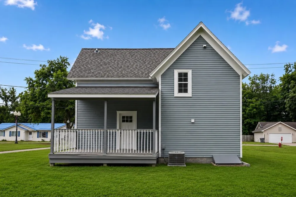 533 W Main Street Hartford City, MI 49057