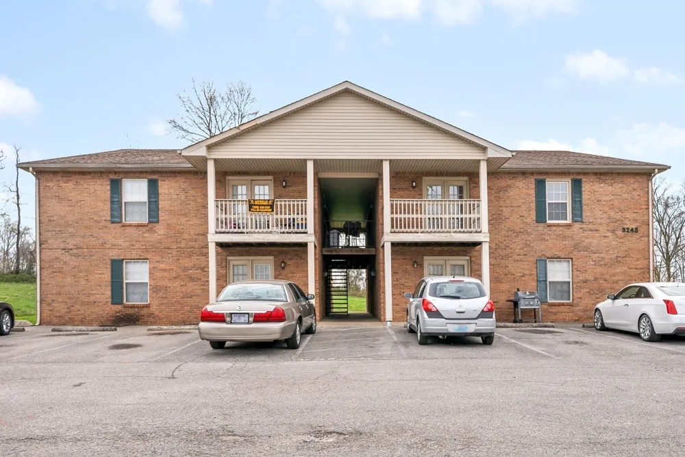 3243 Tower Dr #E Clarksville, TN 37042