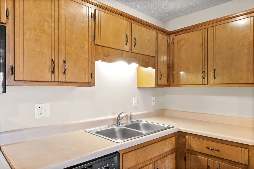 3243 Tower Dr #E Clarksville, TN 37042