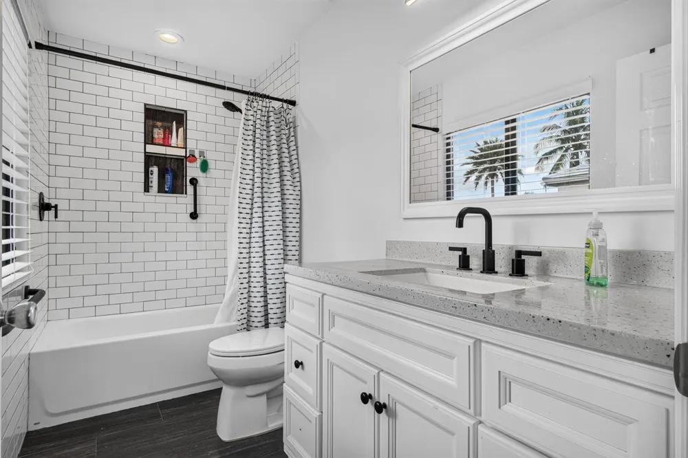 3725 CYPRESS LAKE DRIVE Lake Worth, FL 33467