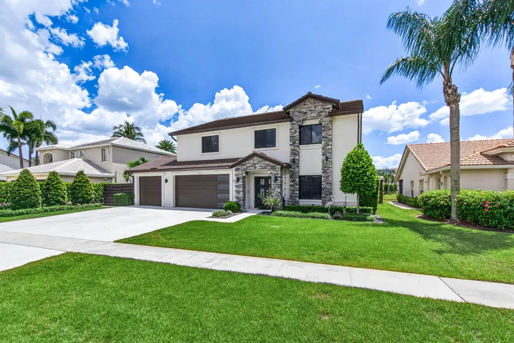 3725 CYPRESS LAKE DRIVE Lake Worth, FL 33467