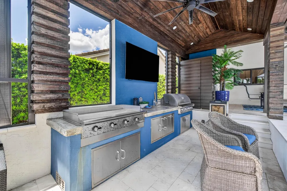 3725 CYPRESS LAKE DRIVE Lake Worth, FL 33467