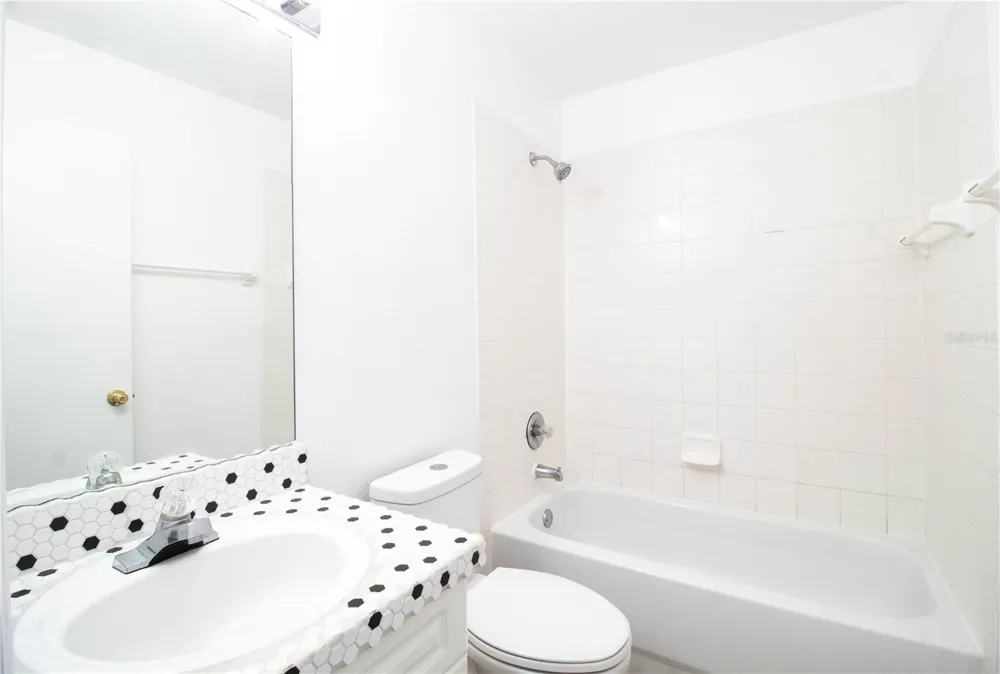 275 MANGO DRIVE #A Davenport, FL 33897