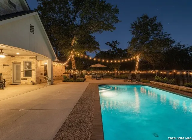 128 CHUCKWAGON DR La Vernia, TX 78121