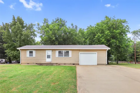 901 SE 1st
