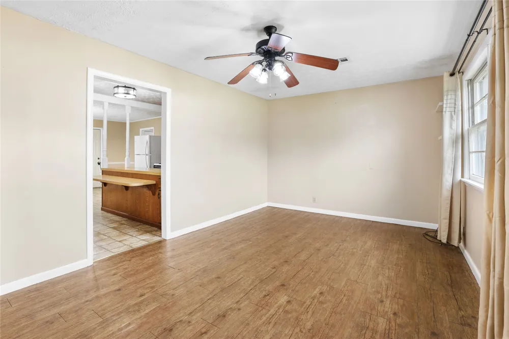 901 SE 1st Pryor, OK 74361