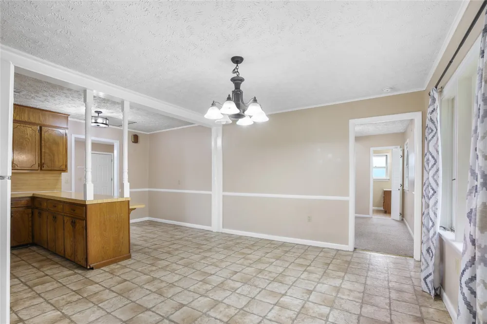 901 SE 1st Pryor, OK 74361