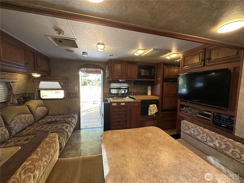 45017 Kachess Trail Concrete, WA 98237