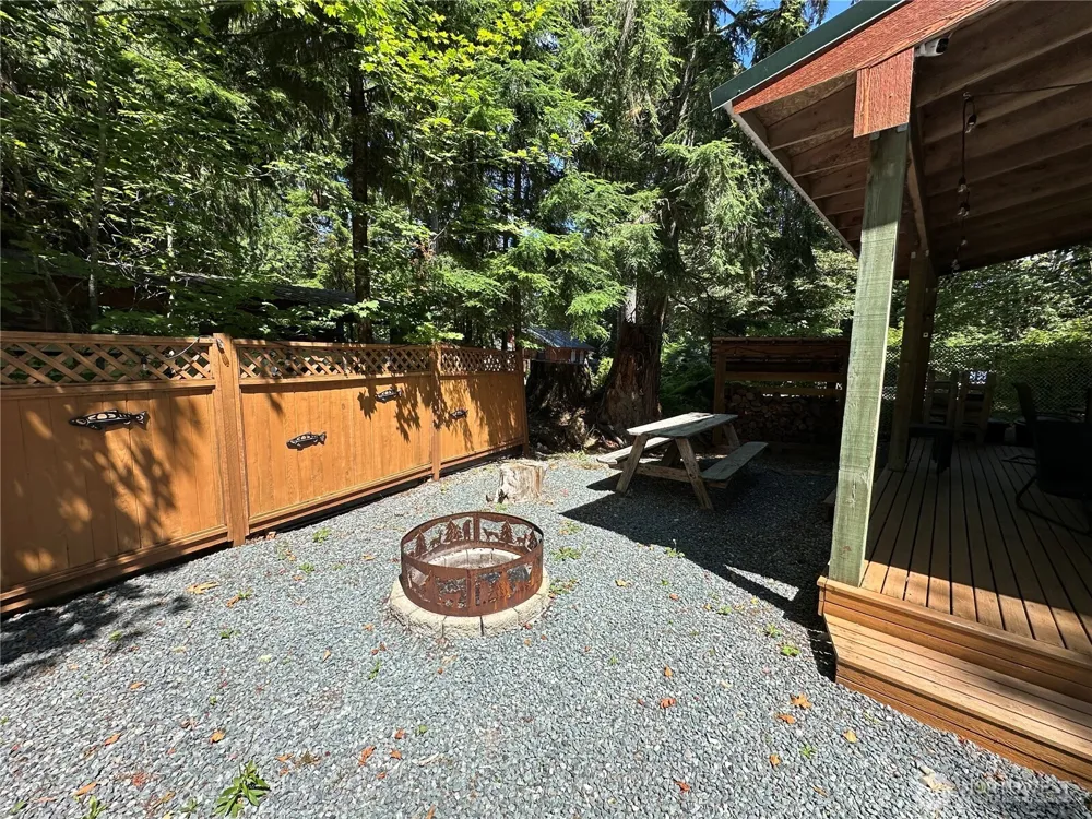 45017 Kachess Trail Concrete, WA 98237