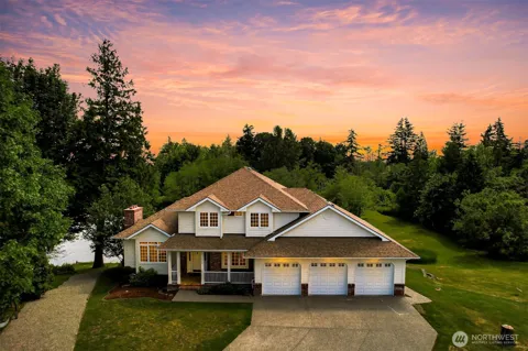 5887 Bay Pine Court