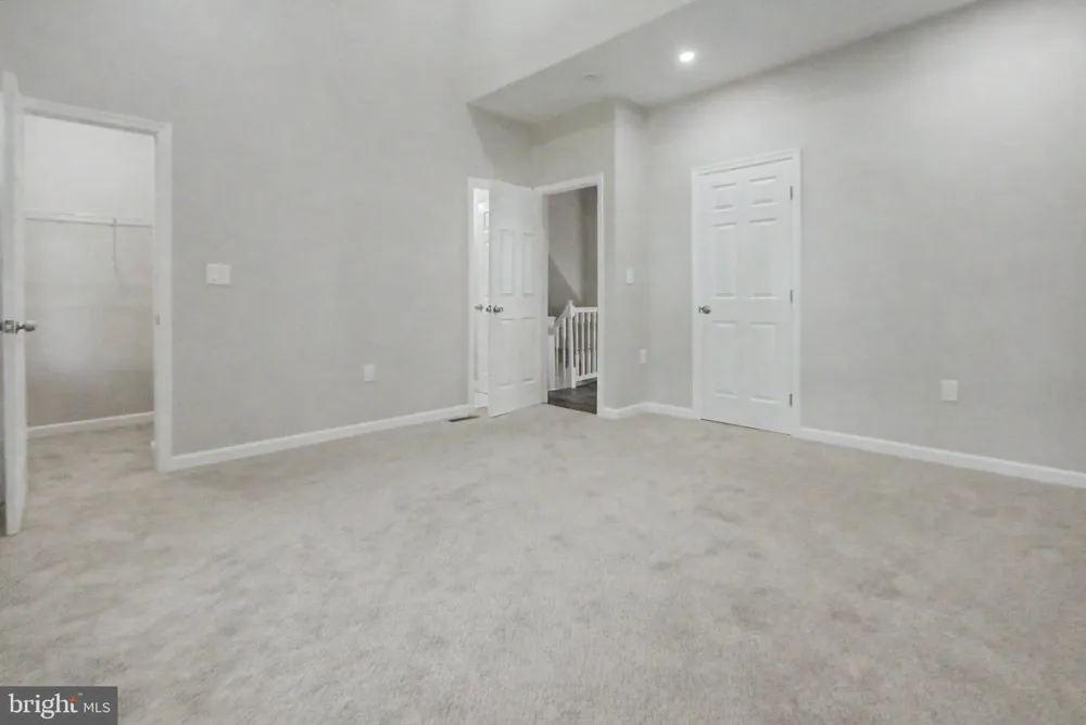 2810 SUFFOLK AVENUE Baltimore, MD 21215