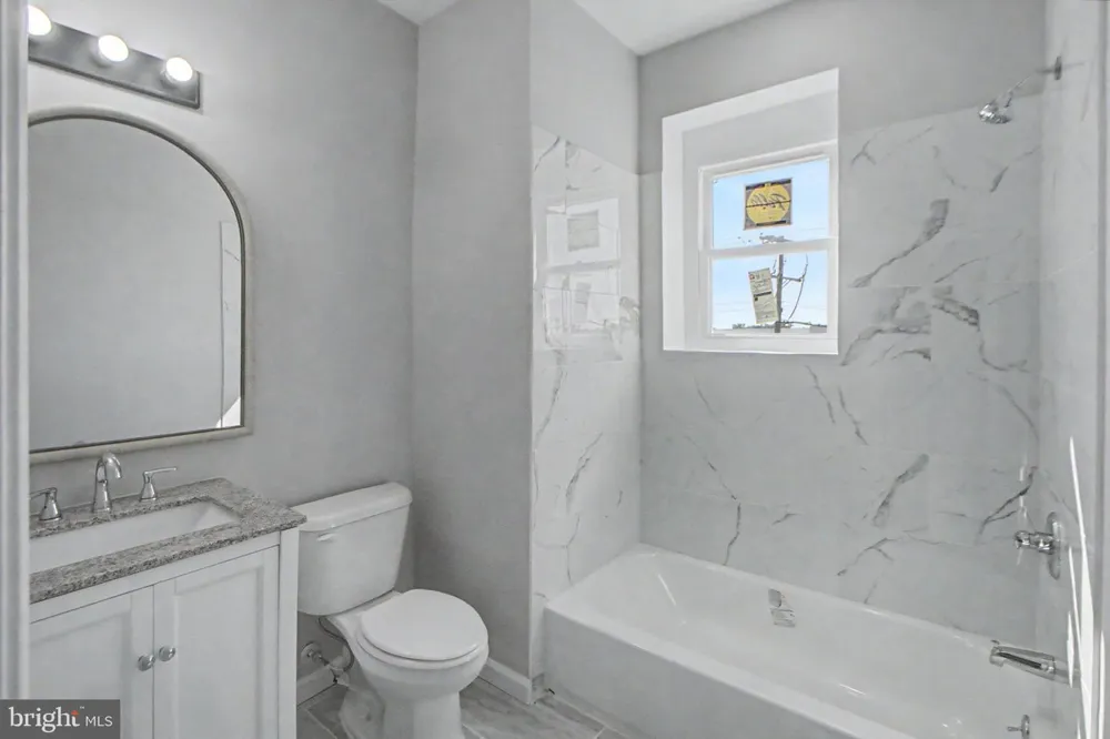 2810 SUFFOLK AVENUE Baltimore, MD 21215