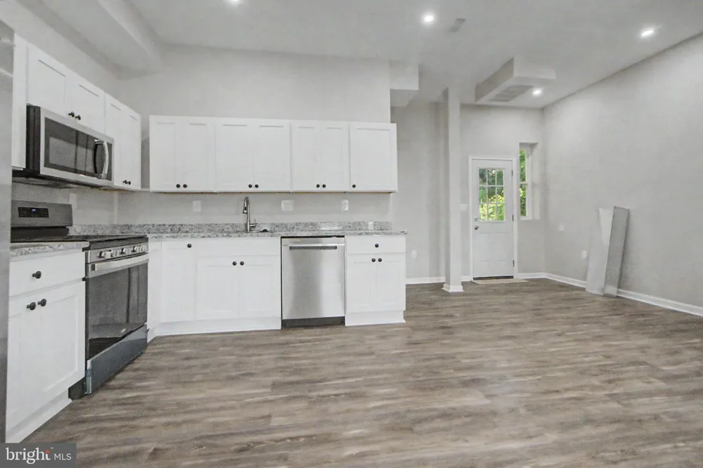 2810 SUFFOLK AVENUE Baltimore, MD 21215
