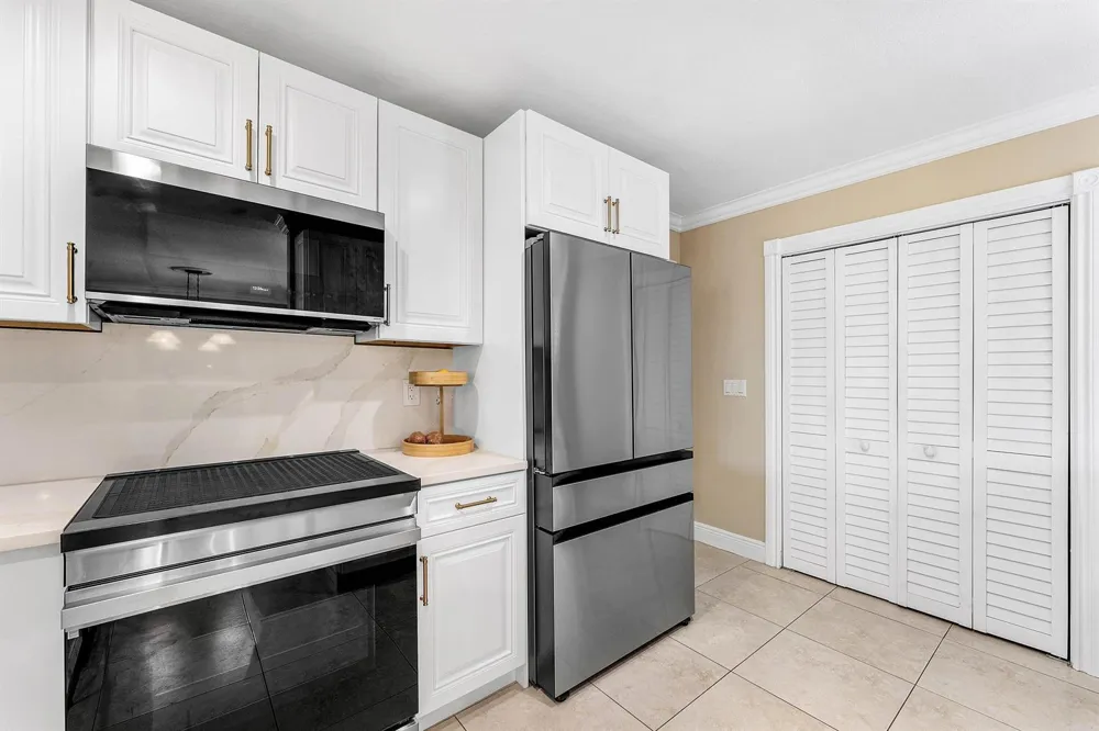 9393 Gettysburg Road Boca Raton, FL 33434