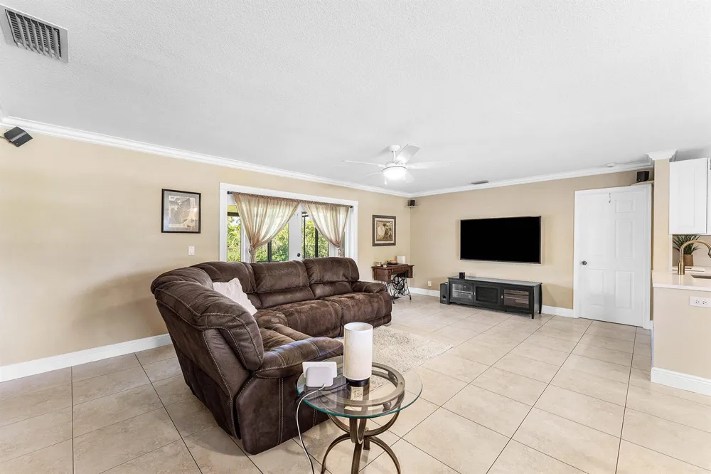9393 Gettysburg Road Boca Raton, FL 33434