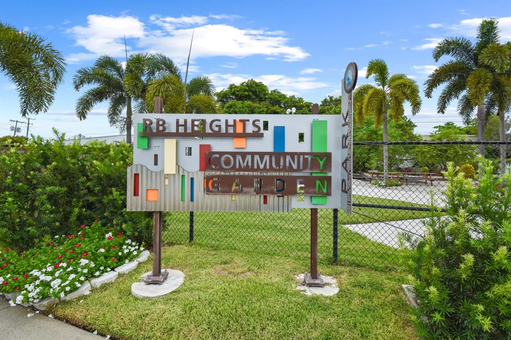 968 W 9TH STREET #A1 Riviera Beach, FL 33404