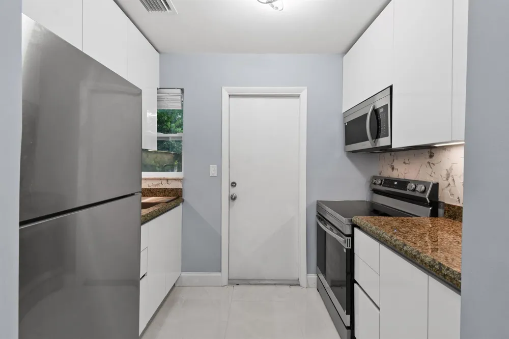 968 W 9TH STREET #A1 Riviera Beach, FL 33404