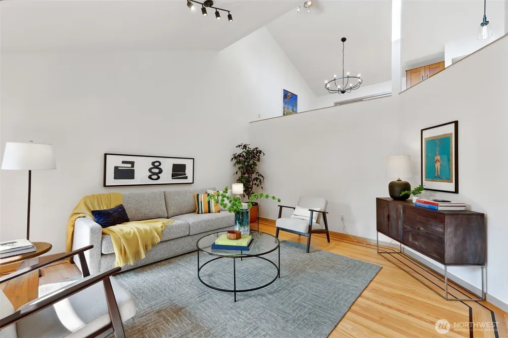 9559 45th Avenue NE Seattle, WA 98115