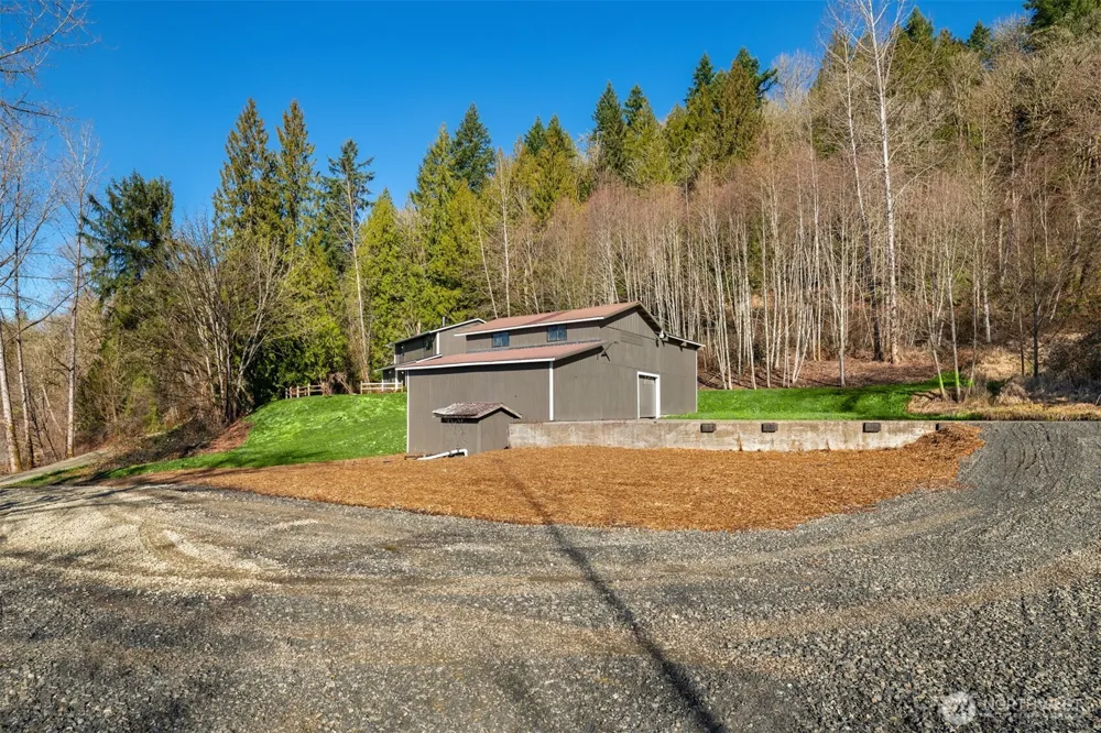 10304 296th Avenue NE Carnation, WA 98014