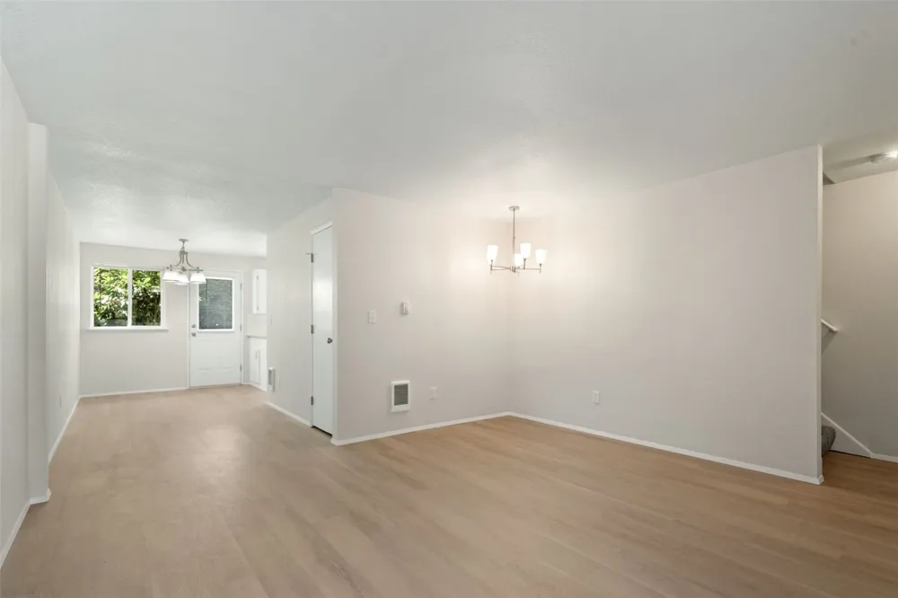 5608 99th Street Ct E Puyallup, WA 98373