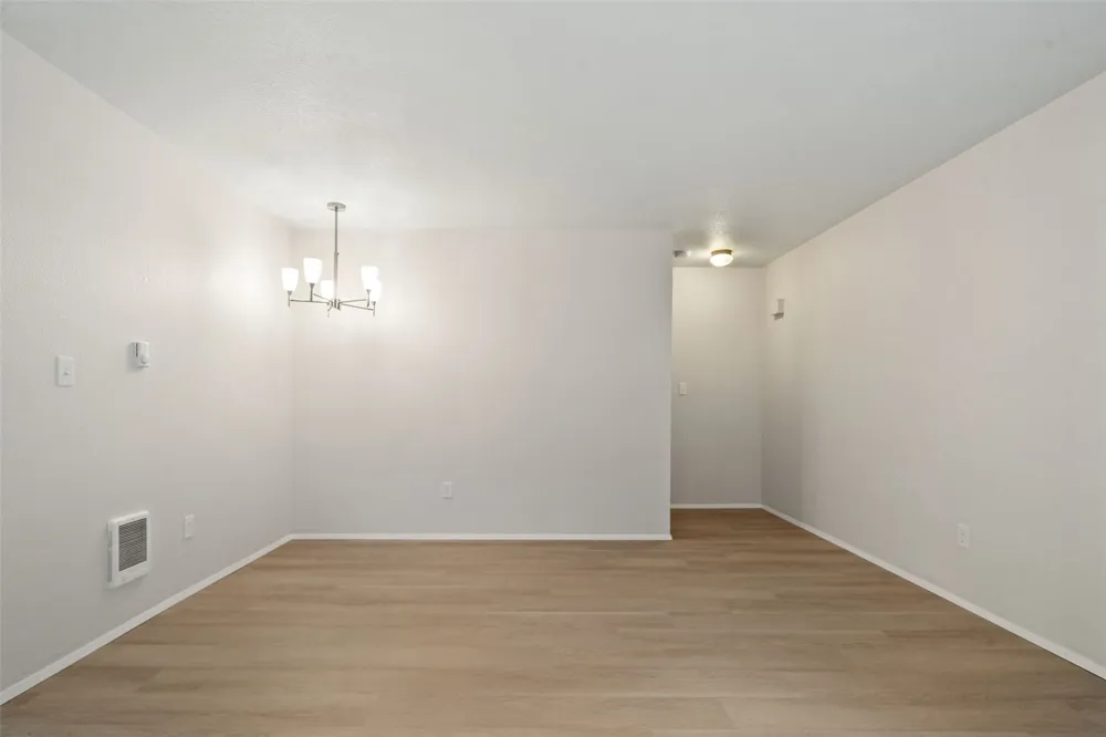 5608 99th Street Ct E Puyallup, WA 98373