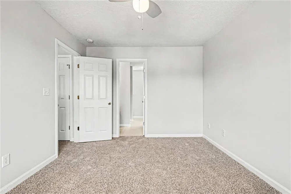 4967 Mckinley Drive Lula, GA 30554