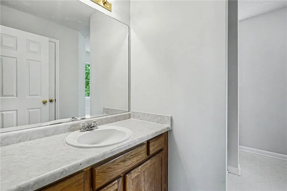4967 Mckinley Drive Lula, GA 30554