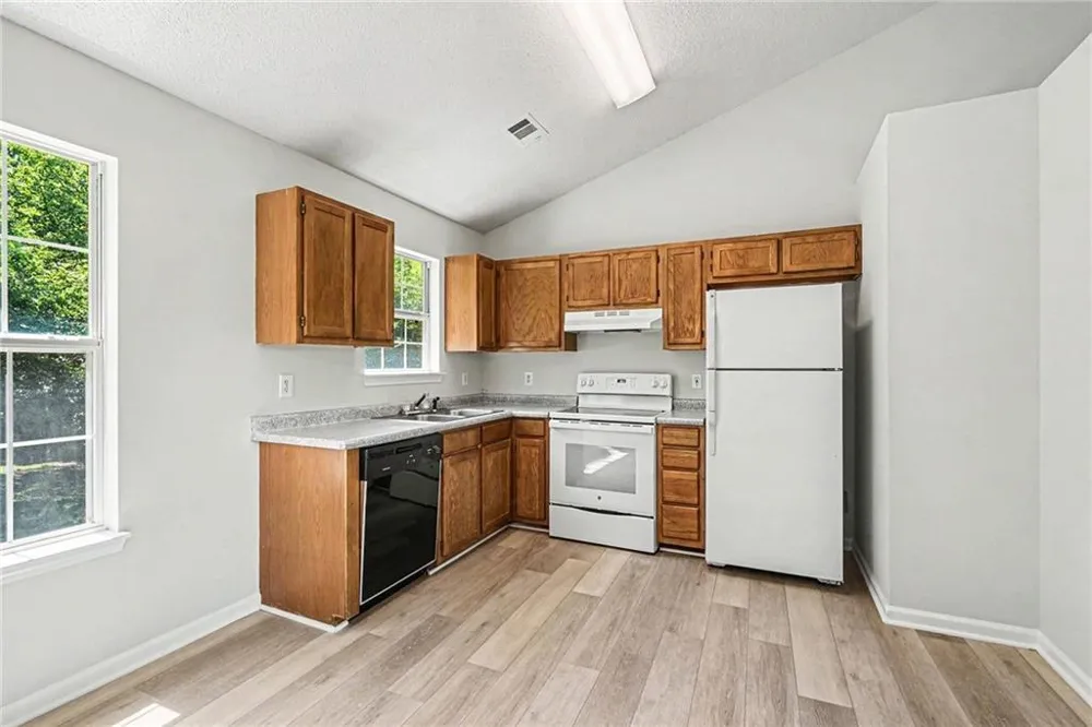 4967 Mckinley Drive Lula, GA 30554