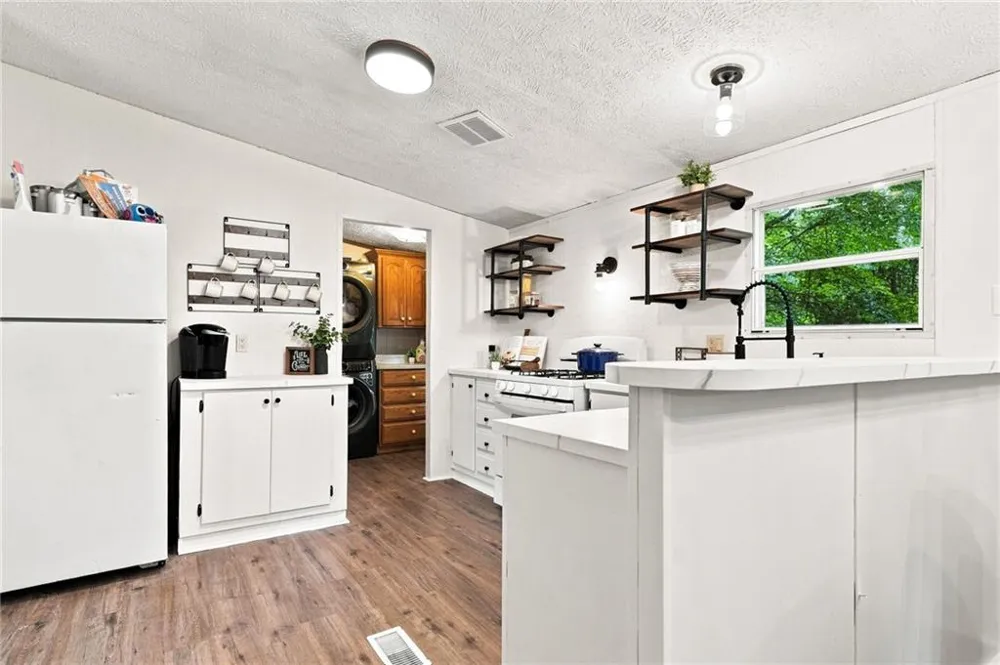 143 Brandon Way Ellijay, GA 30540