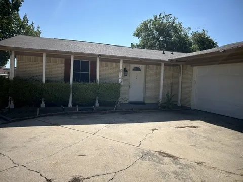 2210 Newcastle Drive