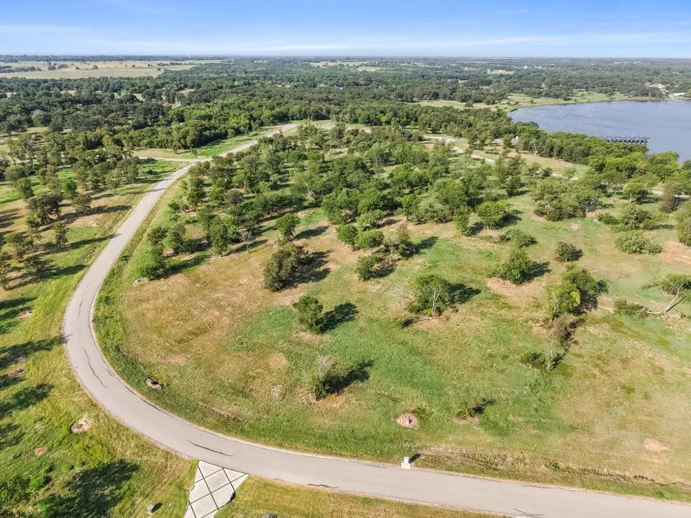 Diamond Point Corsicana, TX 75109
