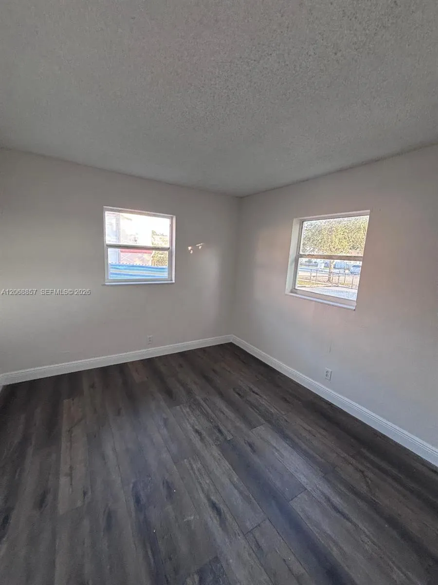 4145 SW 19th St #1 West Park, FL 33023