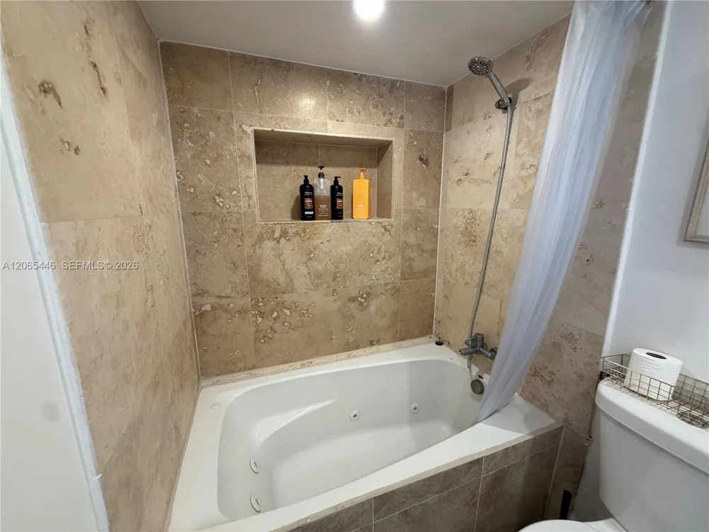 2903 Miami Beach Blvd #201 North Miami Beach, FL 33160