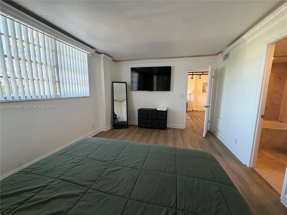 2903 Miami Beach Blvd #201 North Miami Beach, FL 33160
