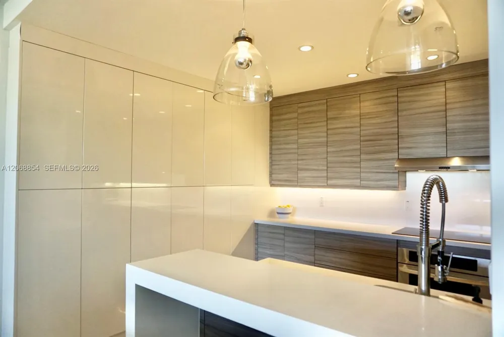 151 Crandon Blvd #341 Key Biscayne, FL 33149