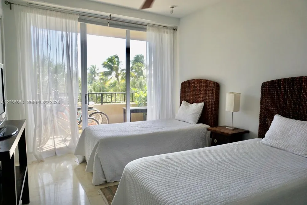 151 Crandon Blvd #341 Key Biscayne, FL 33149