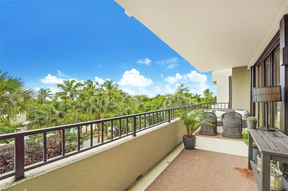 151 Crandon Blvd #341 Key Biscayne, FL 33149