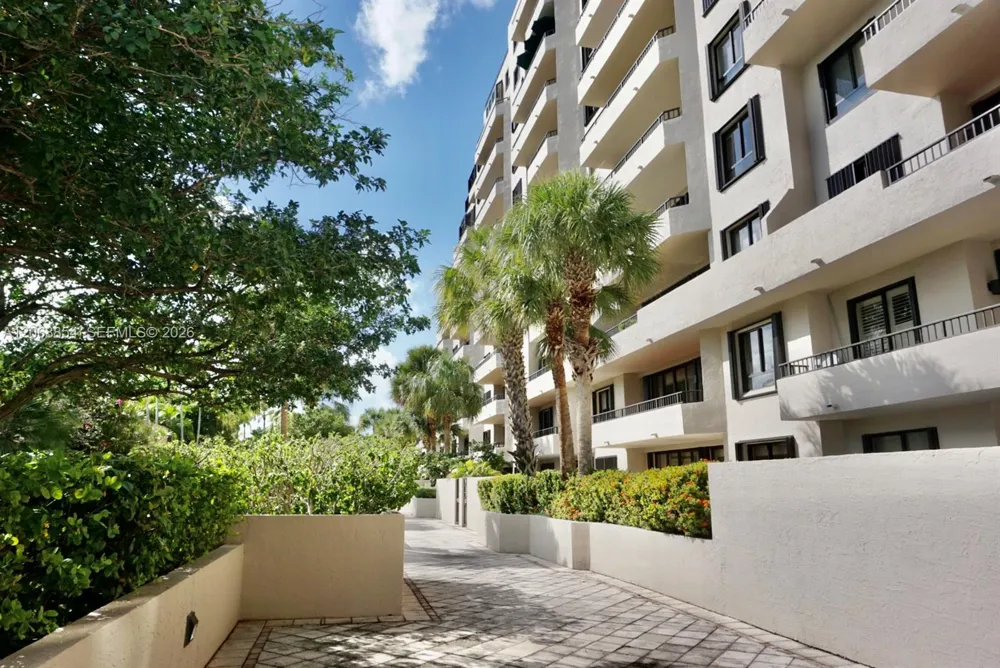 151 Crandon Blvd #341 Key Biscayne, FL 33149