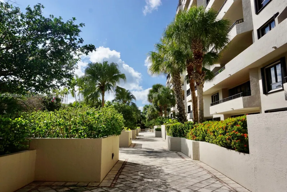 151 Crandon Blvd #341 Key Biscayne, FL 33149