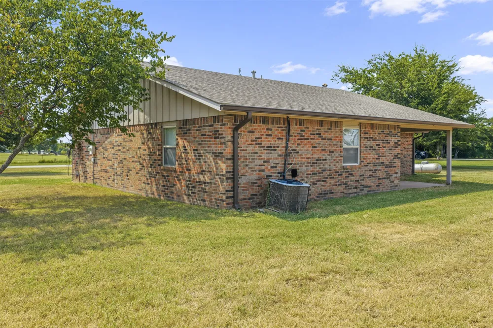 10399 Allen Road Marietta, OK 73448
