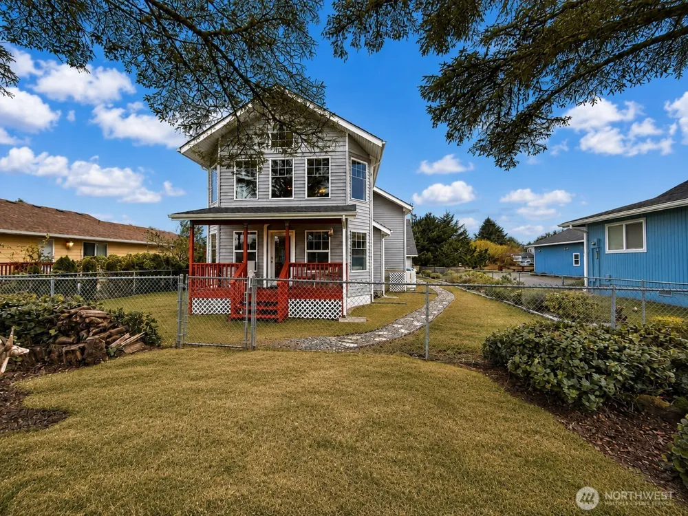 522 Point Brown Avenue SE Ocean Shores, WA 98569