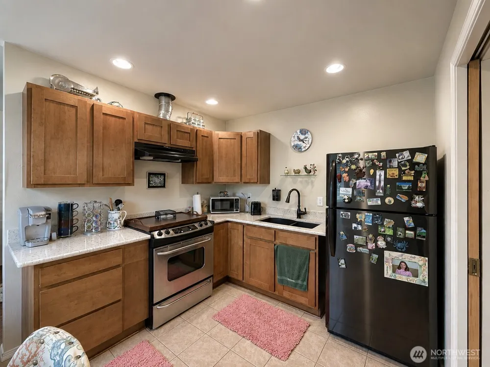 522 Point Brown Avenue SE Ocean Shores, WA 98569