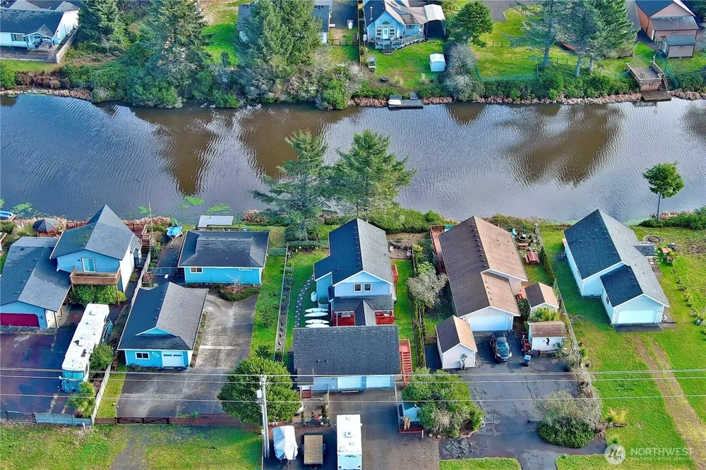 522 Point Brown Avenue SE Ocean Shores, WA 98569
