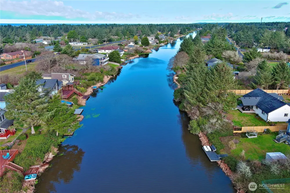 522 Point Brown Avenue SE Ocean Shores, WA 98569