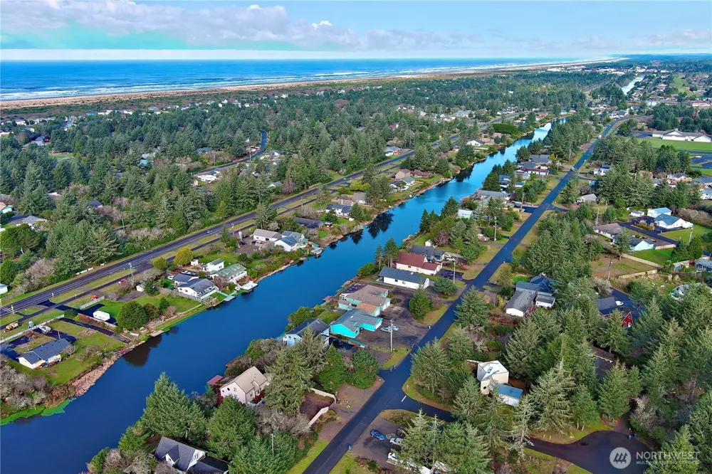 522 Point Brown Avenue SE Ocean Shores, WA 98569