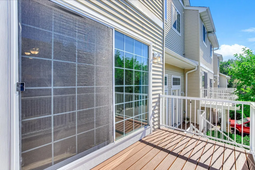 428 Willoughby Way W Minnetonka, MN 55305
