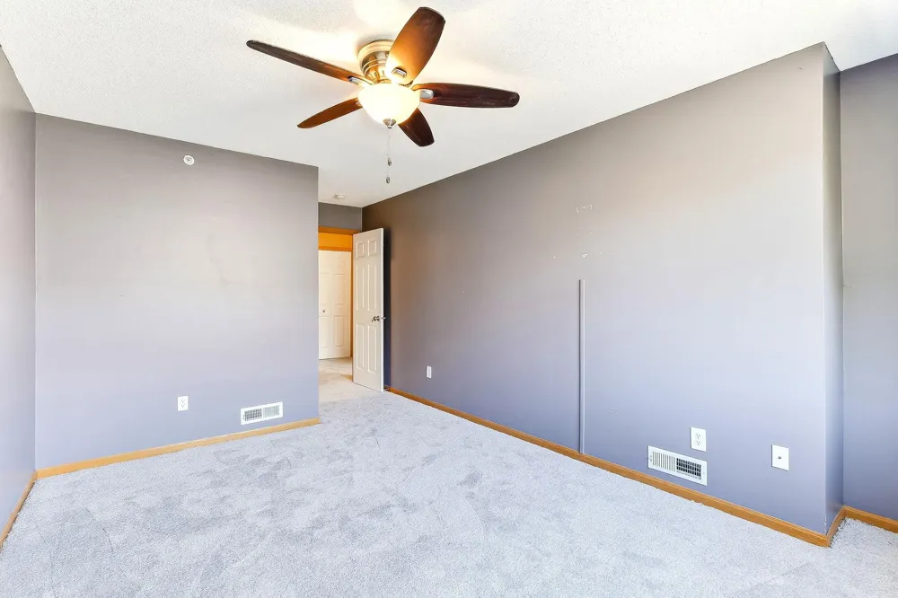 428 Willoughby Way W Minnetonka, MN 55305