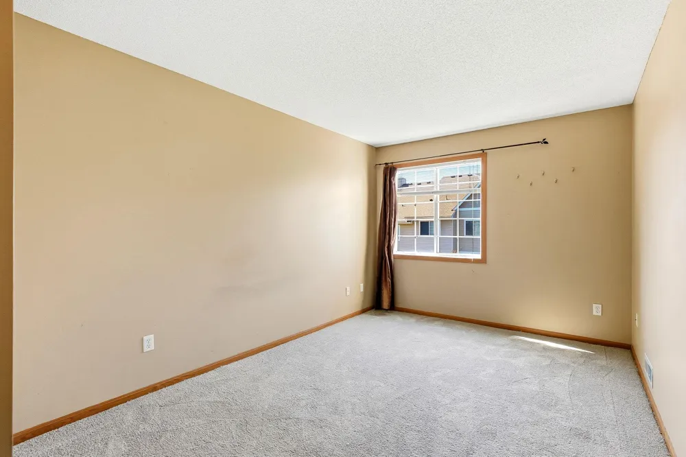 428 Willoughby Way W Minnetonka, MN 55305